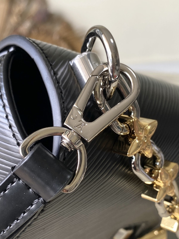 l**is V*t*n twist mm-23*17*9.5cm