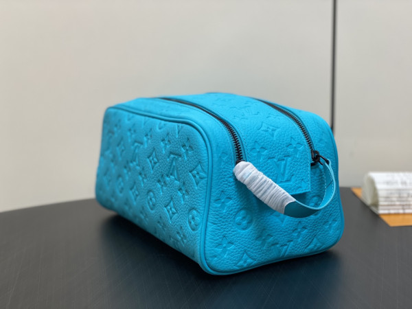 l**is V*t*n dopp kit toilet pouch-28*15*16.5cm