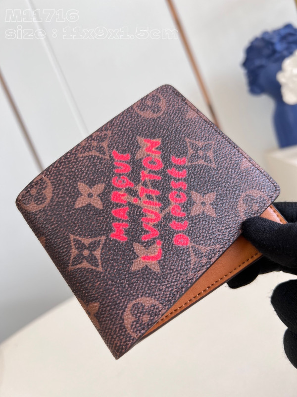 l**is V*t*n multiple wallet-11.5*9*1.5cm