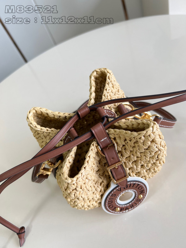 l**is V*t*n noÉ purse