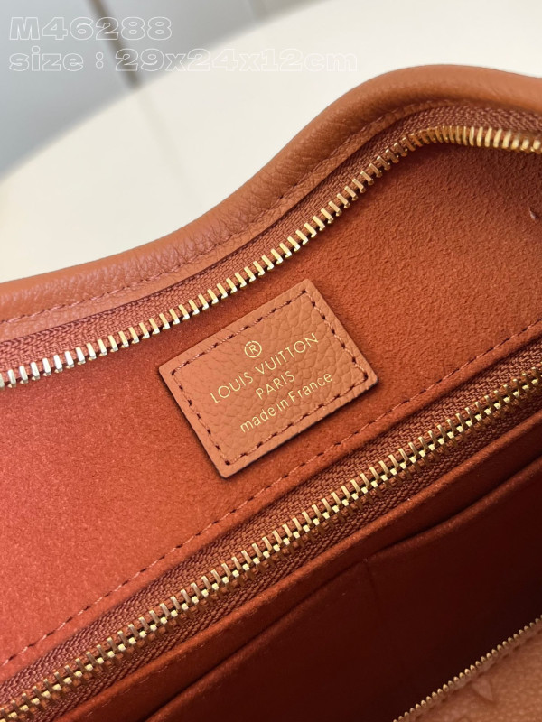 l**is V*t*n carryall pm-29*24*12cm