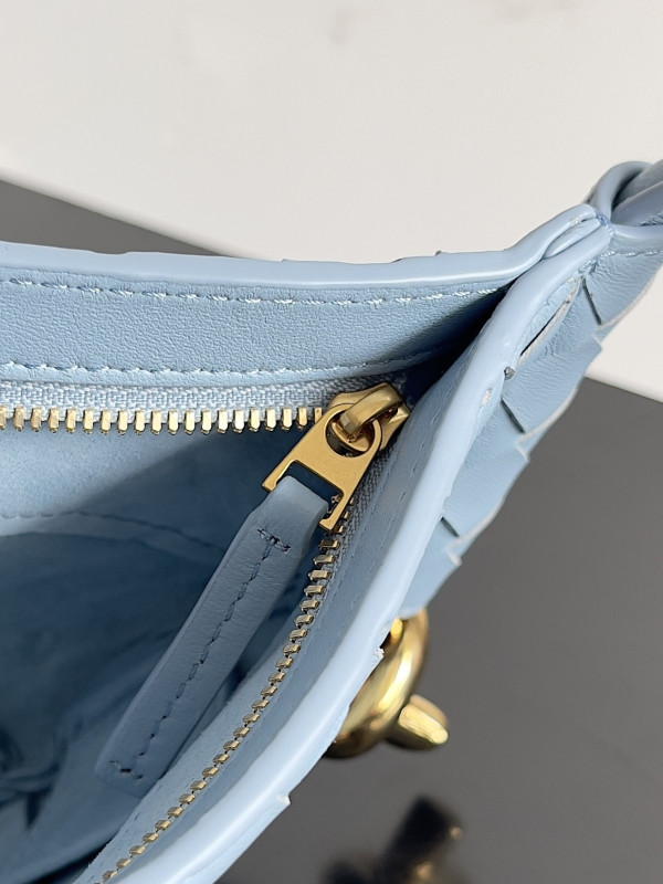 Bo*te*ga ve*ne*ta solstice mini shoulder bag