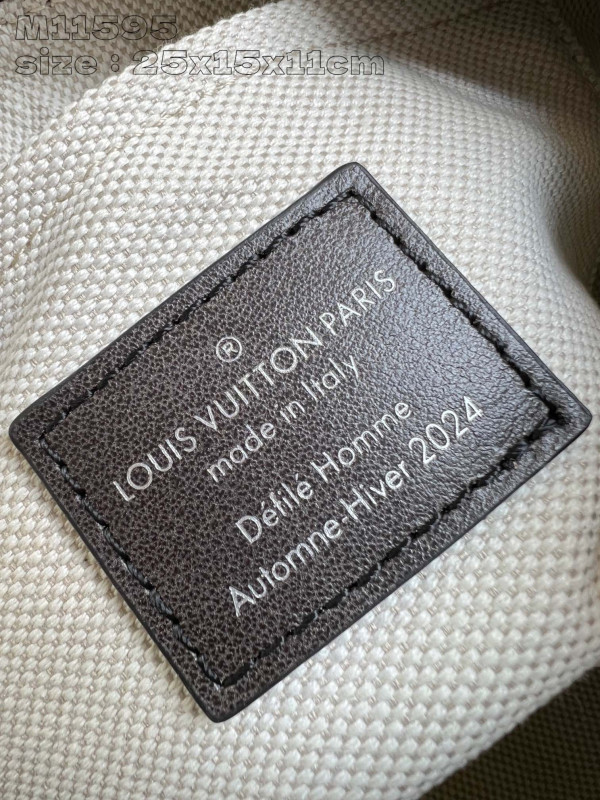 l**is V*t*n keepall bandouliÈre 25