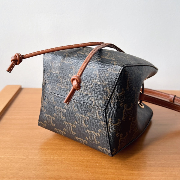 Ce**e micro sailor in triomphe-13 x18 x11cm