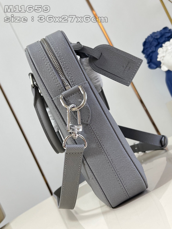 l**is V*t*n porte documents voyage-36.5*27.5*6cm