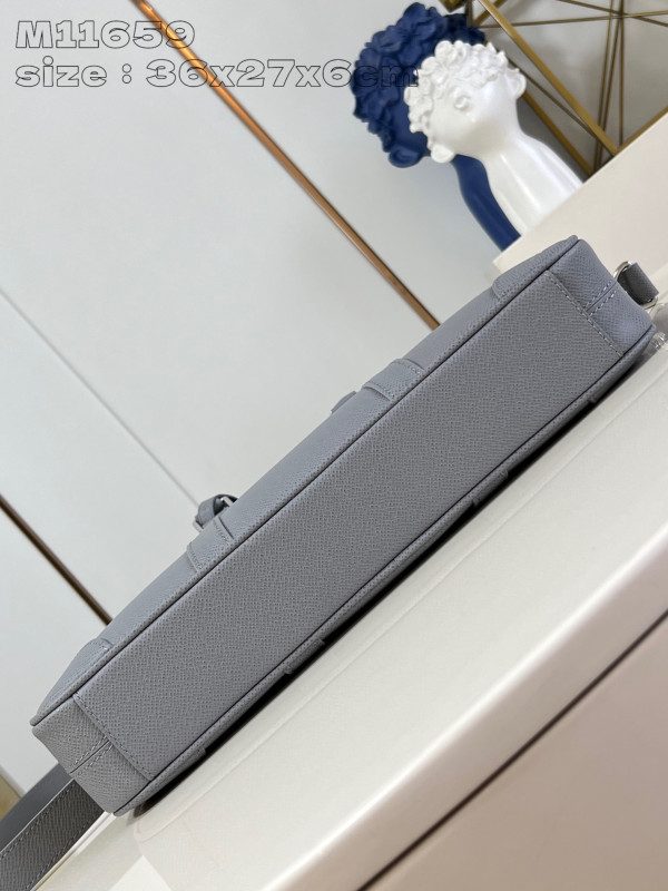 l**is V*t*n porte documents voyage-36.5*27.5*6cm