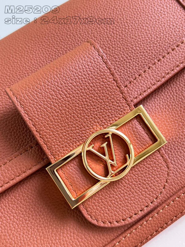 l**is V*t*n dauphine mm