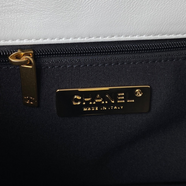 Ch*el 19 handbag-26cm