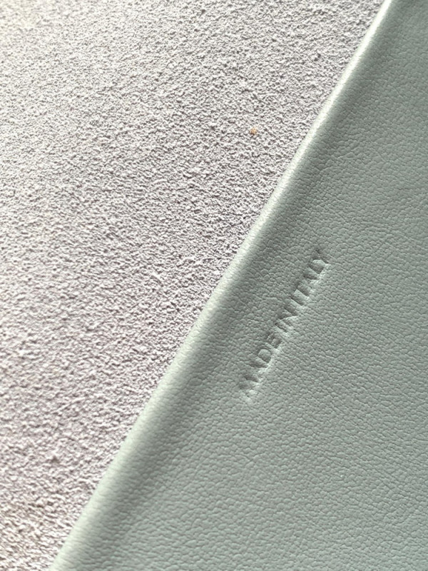 Ce**e besace cuir triomphe